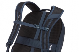 Thule Subterra 23L