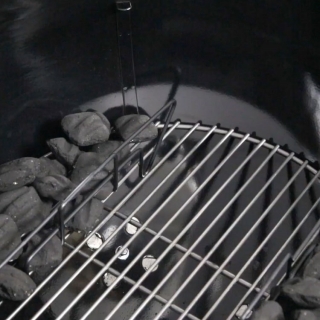 Угольный гриль Weber Classic kettle 47 см